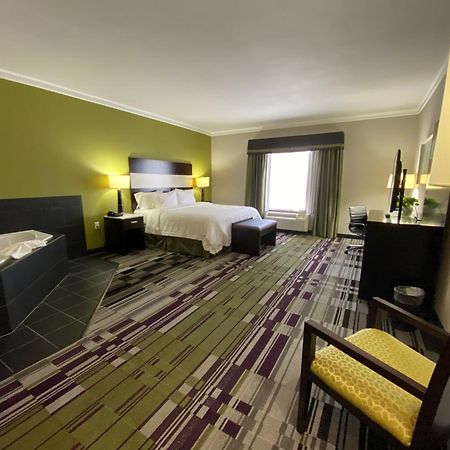 Hampton Inn By Hilton Leesville Fort Johnson Ngoại thất bức ảnh