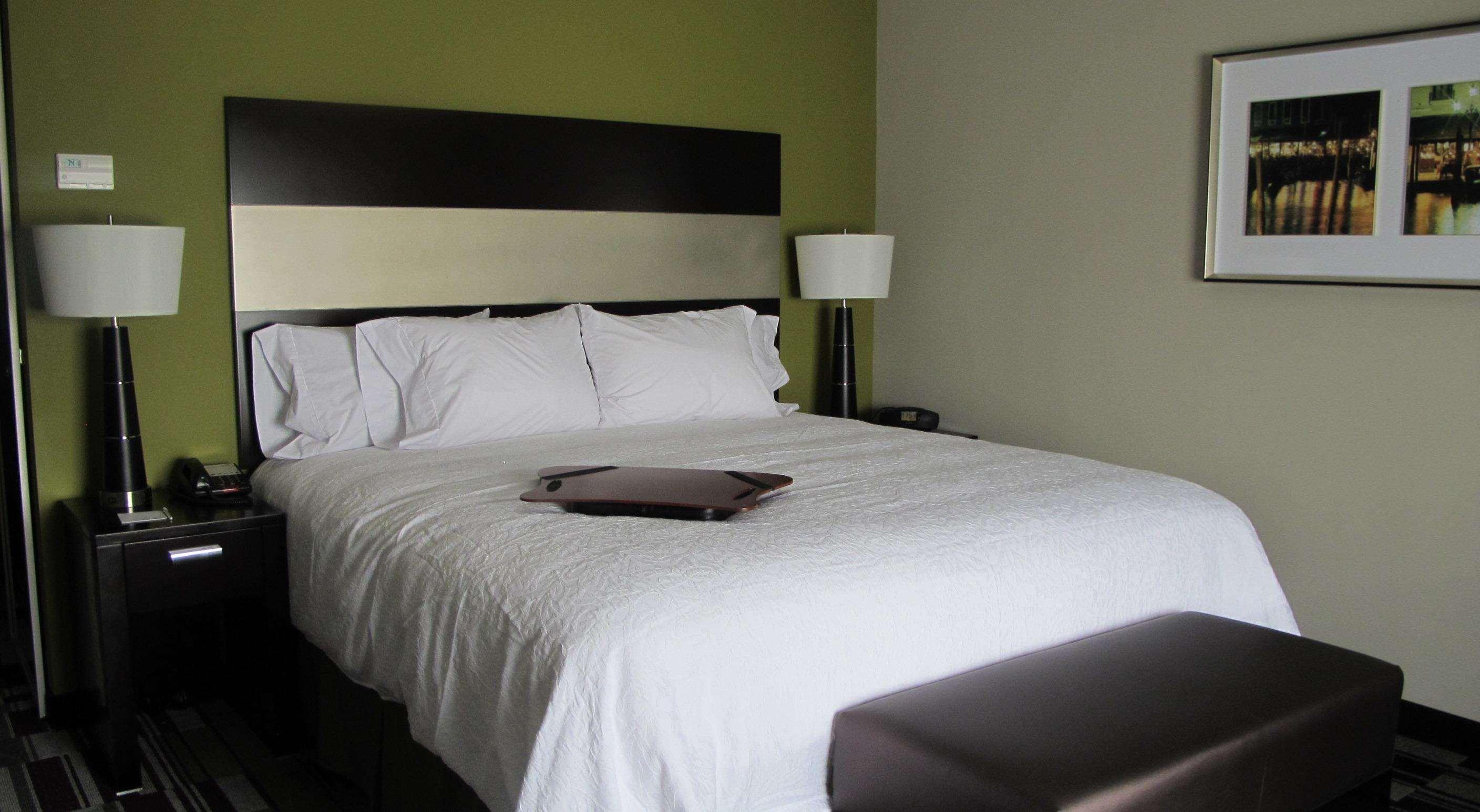 Hampton Inn By Hilton Leesville Fort Johnson Phòng bức ảnh